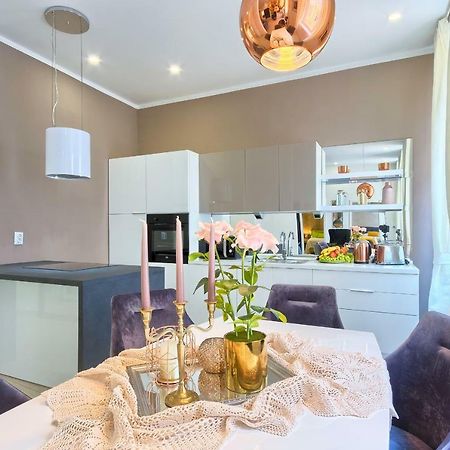PUY Hedone Luxury Apartment With Free Parking מראה חיצוני תמונה
