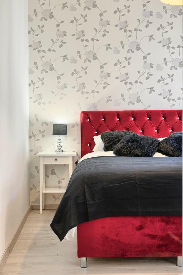 PUY Hedone Luxury Apartment With Free Parking מראה חיצוני תמונה